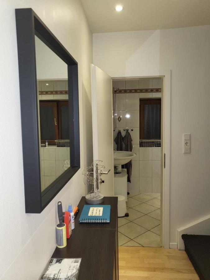 Tritt Ein Bring Glueck Herein - Exquisite 75 Qm - Messenaehe - Parkplatz - Flughafennaehe Düsseldorf Zewnętrze zdjęcie